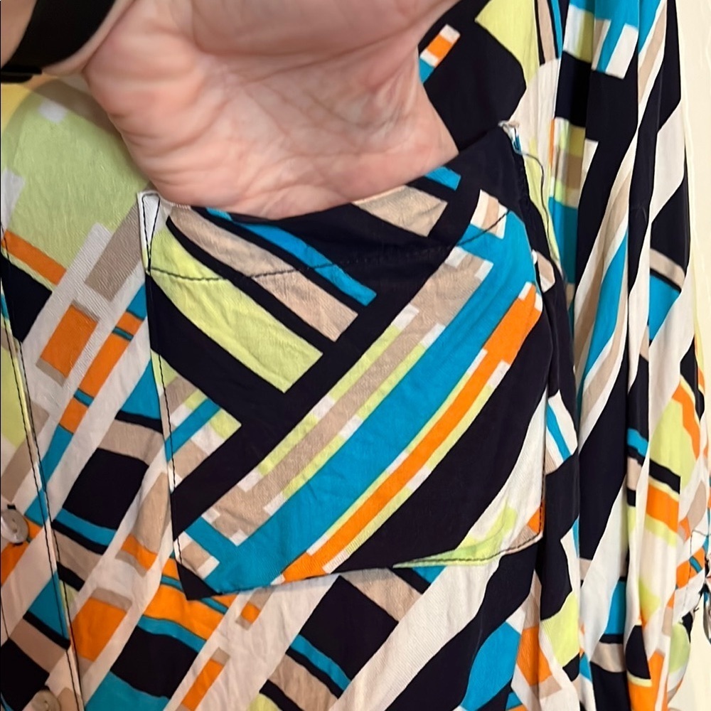 # Ruby Rd. 2X Graphic Tie-Front Blouse - Picture 6 of 6